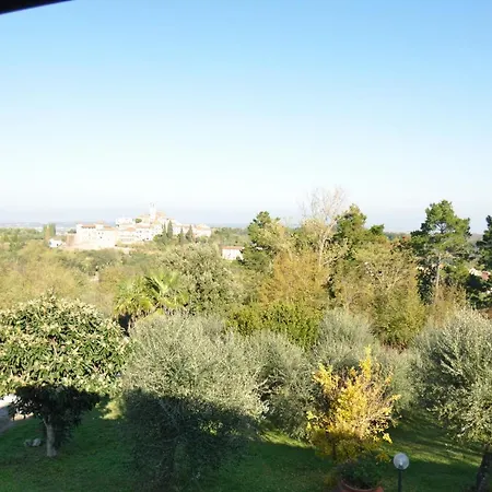 Nyaraló Poggio Colombaie