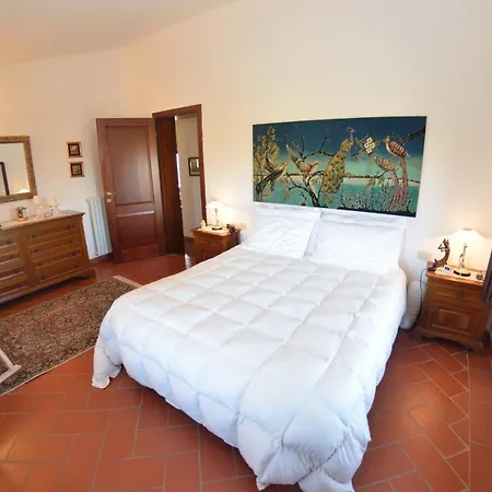 Nyaraló Poggio Colombaie